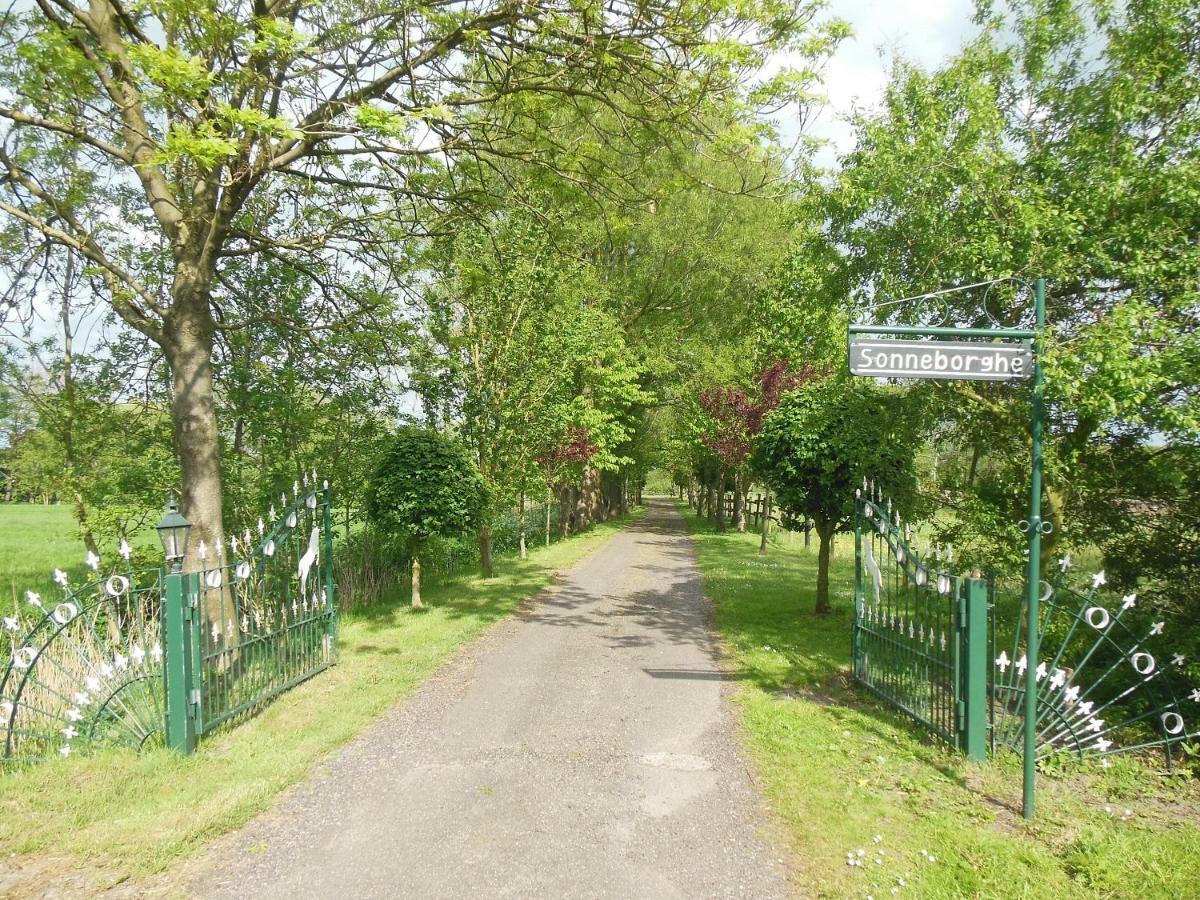 Vakantiehuisjes Landgoed Sonneborghe Kollumerzwaag Экстерьер фото